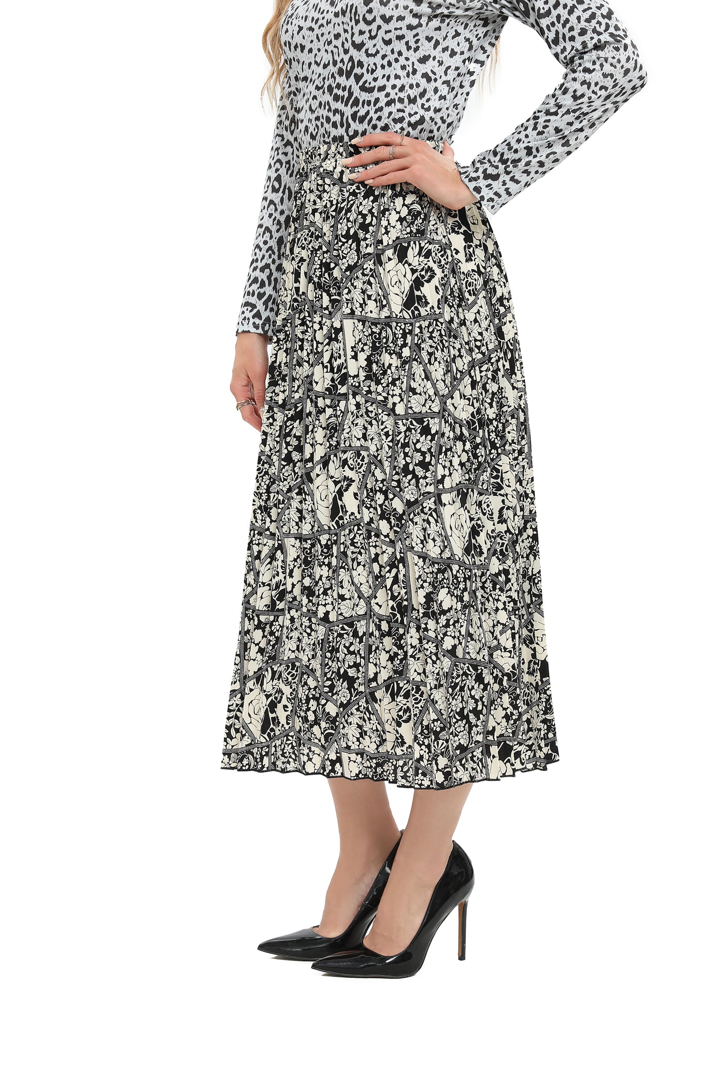 Monochrome Print Midi Pleated Skirt