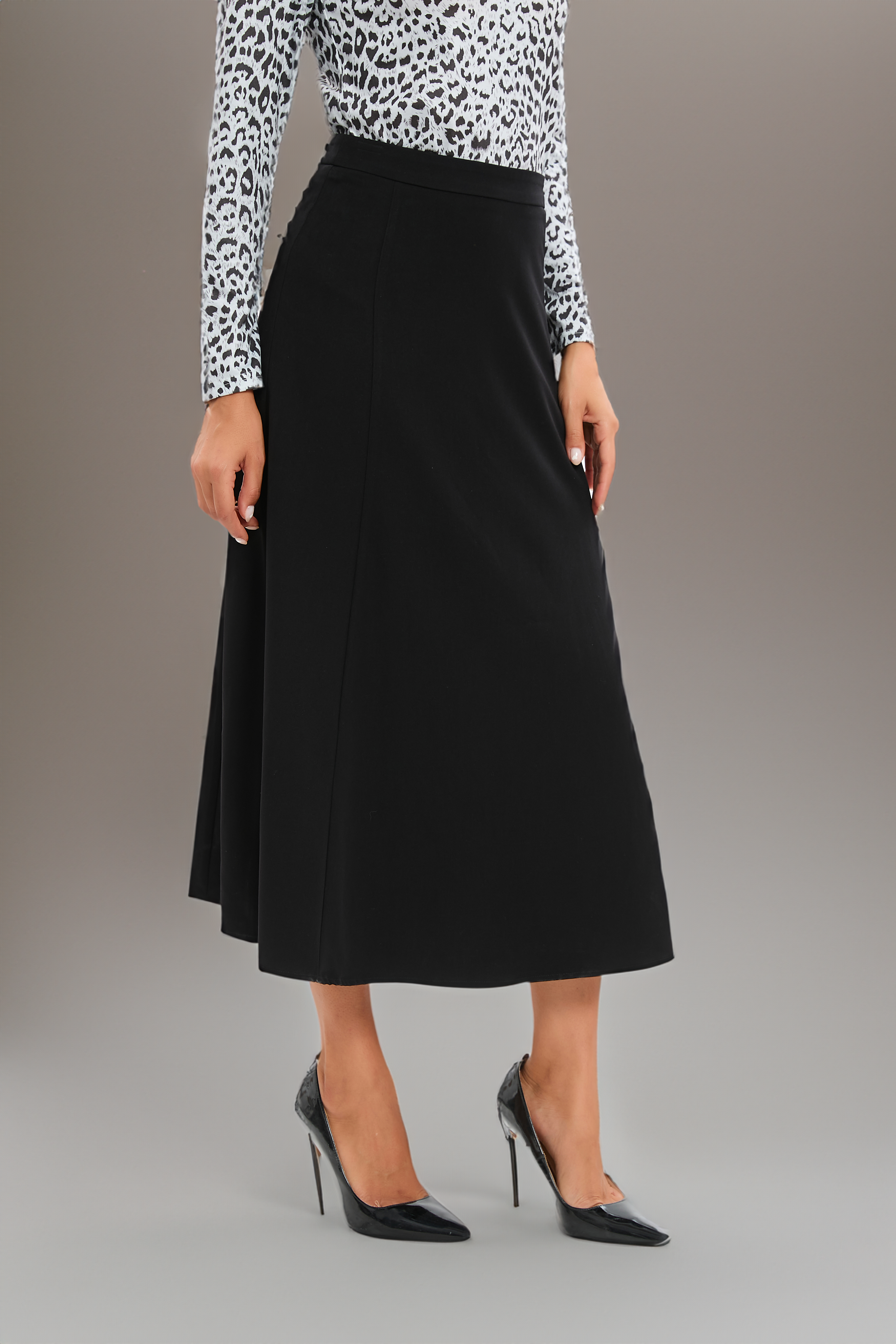 Midnight Midi Skirt - MissFinchNYC
