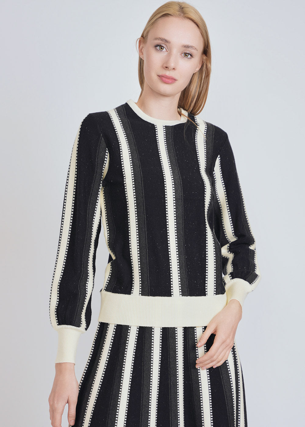 Contrast sales knit top