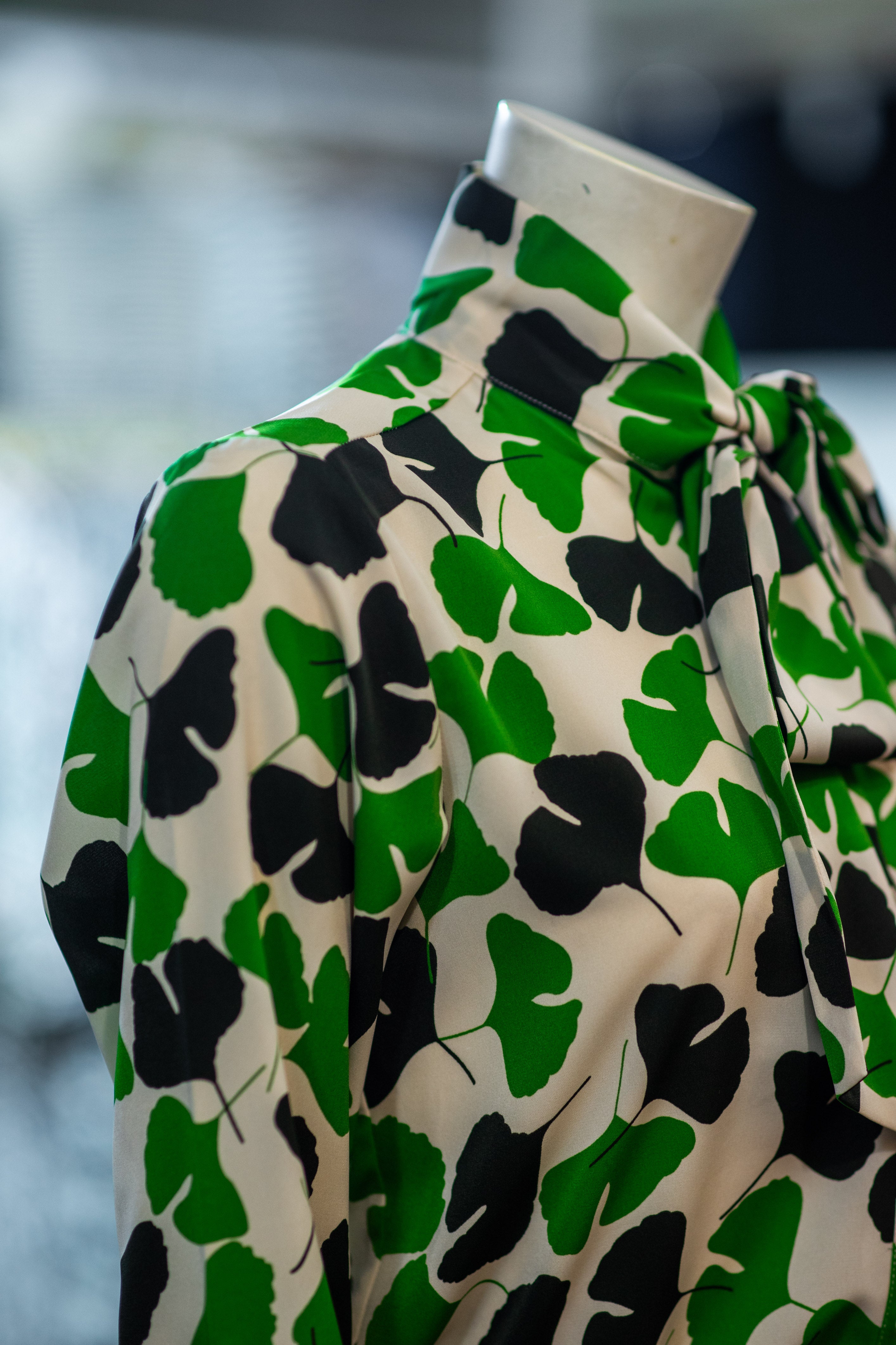 Floral Green Button Up Top - MissFinchNYC