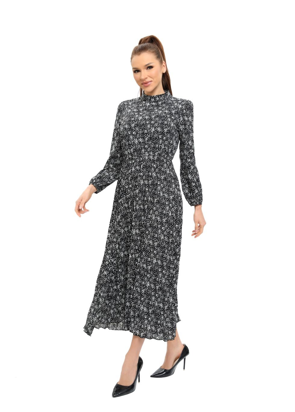 Elegant Floral Print Long Sleeve Midi Dress with Modest Cut - MissFinchNYC